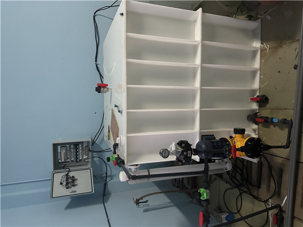 PP闆水箱 自動加藥裝置