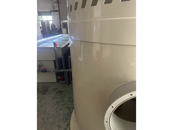 澳龍(lóng)暫氧池 室内養殖區(qū) 活魚箱養殖