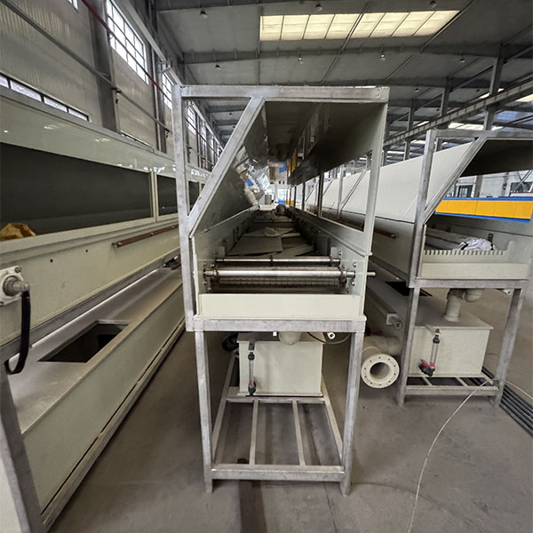 電鍍水槽流水線